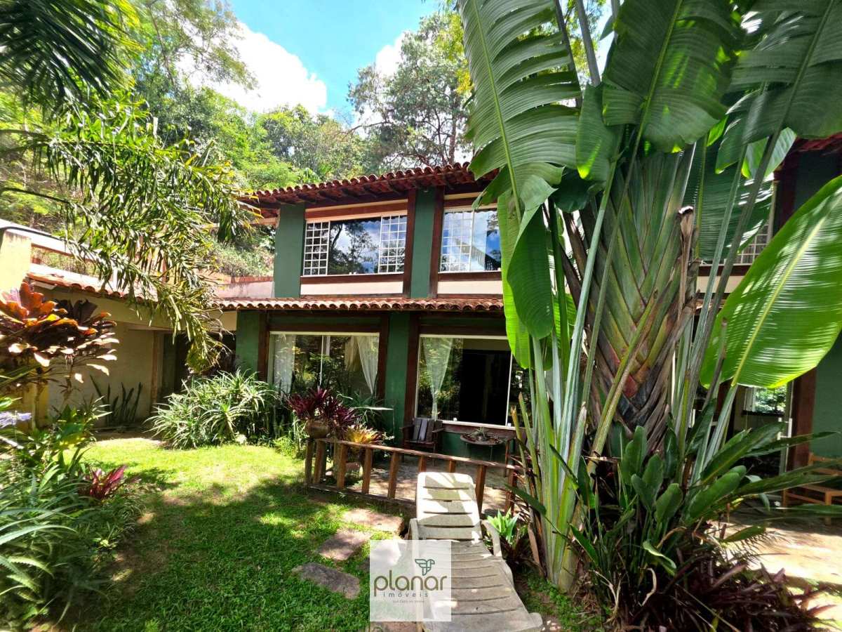 Casa à venda com 5 quartos - Itaipava,Petrópolis