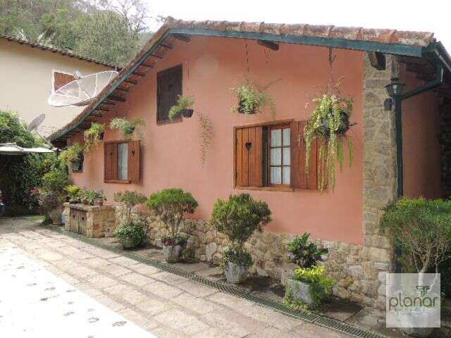 Casa de condomínio à venda com 3 quartos - Itaipava,Petrópolis