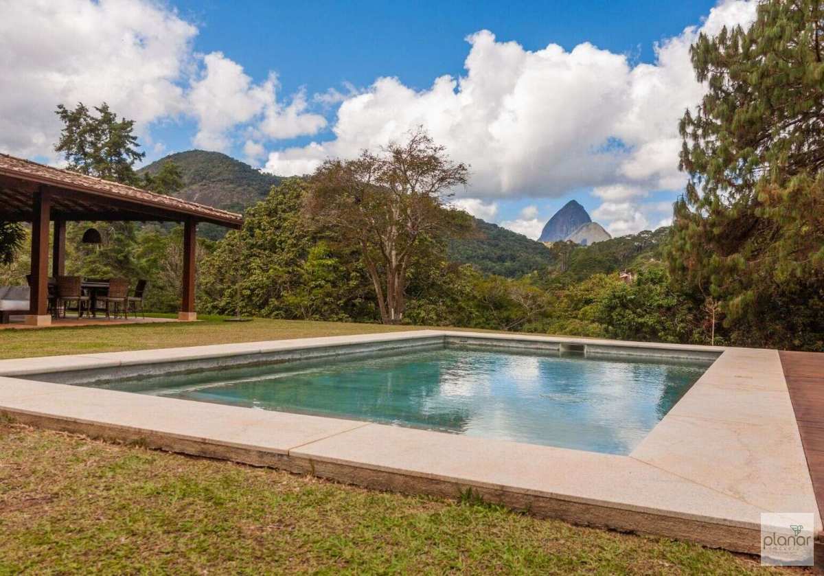  - Casa de condomínio à venda em Petrópolis, Itaipava, com 8 quartos, 10.000m²