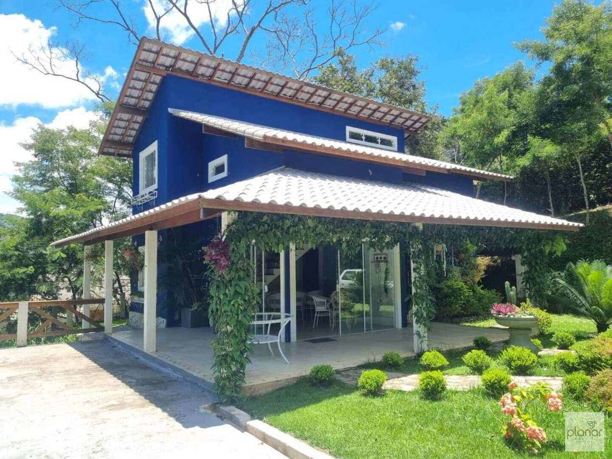 Casa de condomínio à venda com 3 quartos - Secretário,Petrópolis